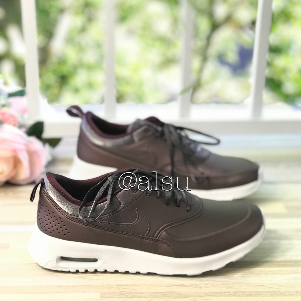 NWT Nike Air Max Thea PRM MTLC Mahogany WMNS - Picture 2 of 8